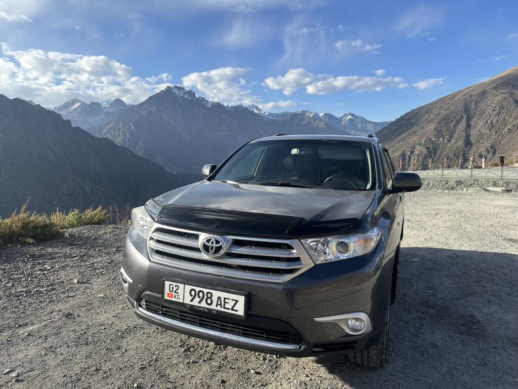 Toyota Highlander: 2011 г., 3.5 л, Автомат, Бензин, Кроссовер: фото 1