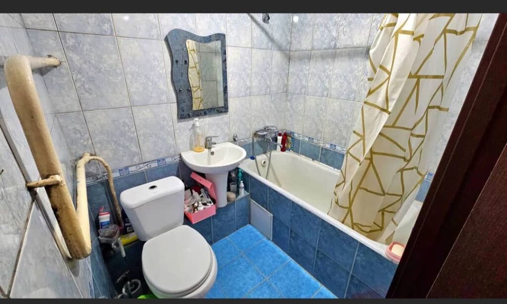 2 комнаты, 45 м², ул. Ахунбаева / Малдыбаева 104 серия, 2 этаж, Косметический ремонт: фото 3