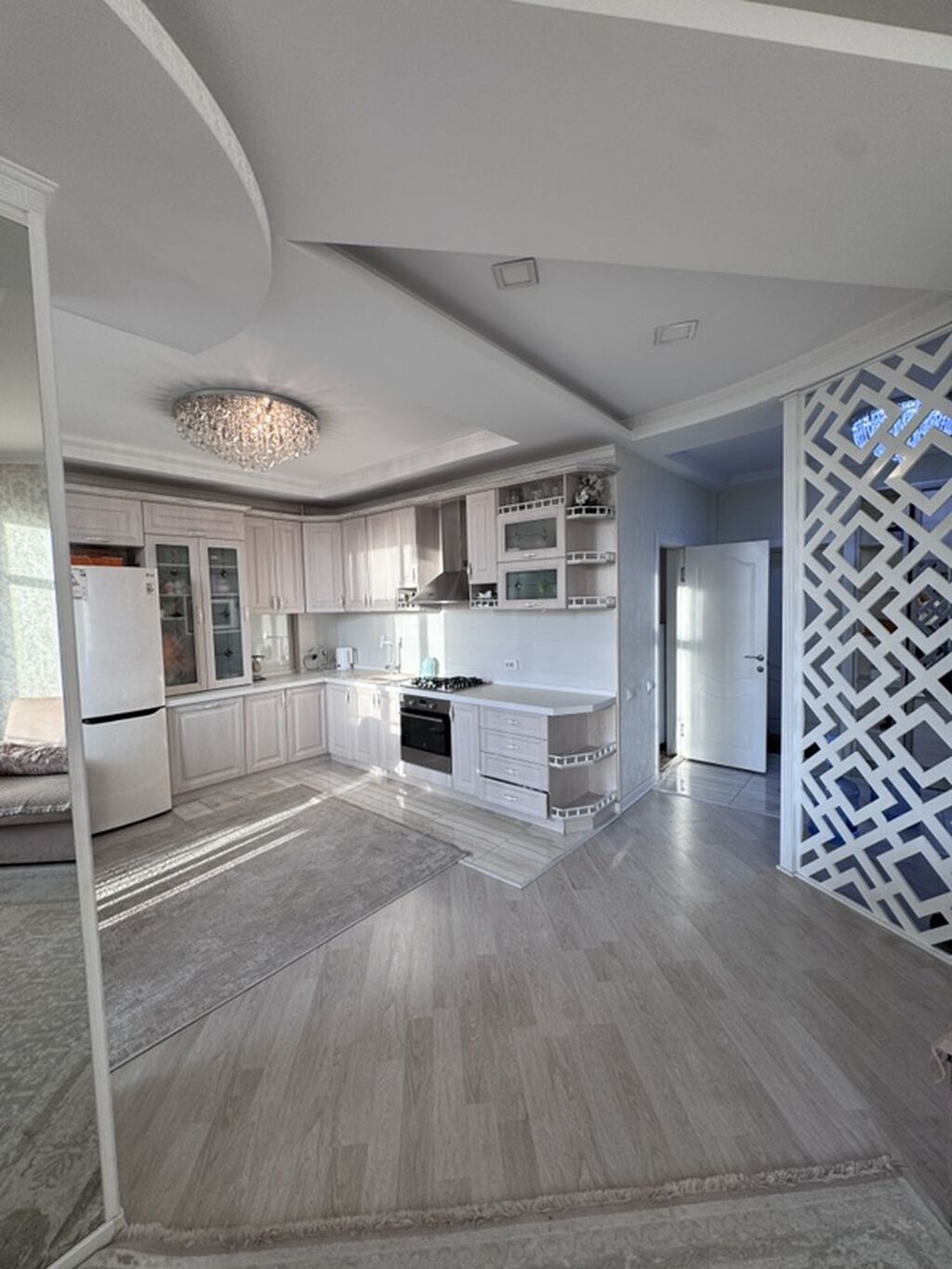 3 комнаты, 90 м², 7 мкр Элитка, 8 этаж, Евроремонт: фото 4
