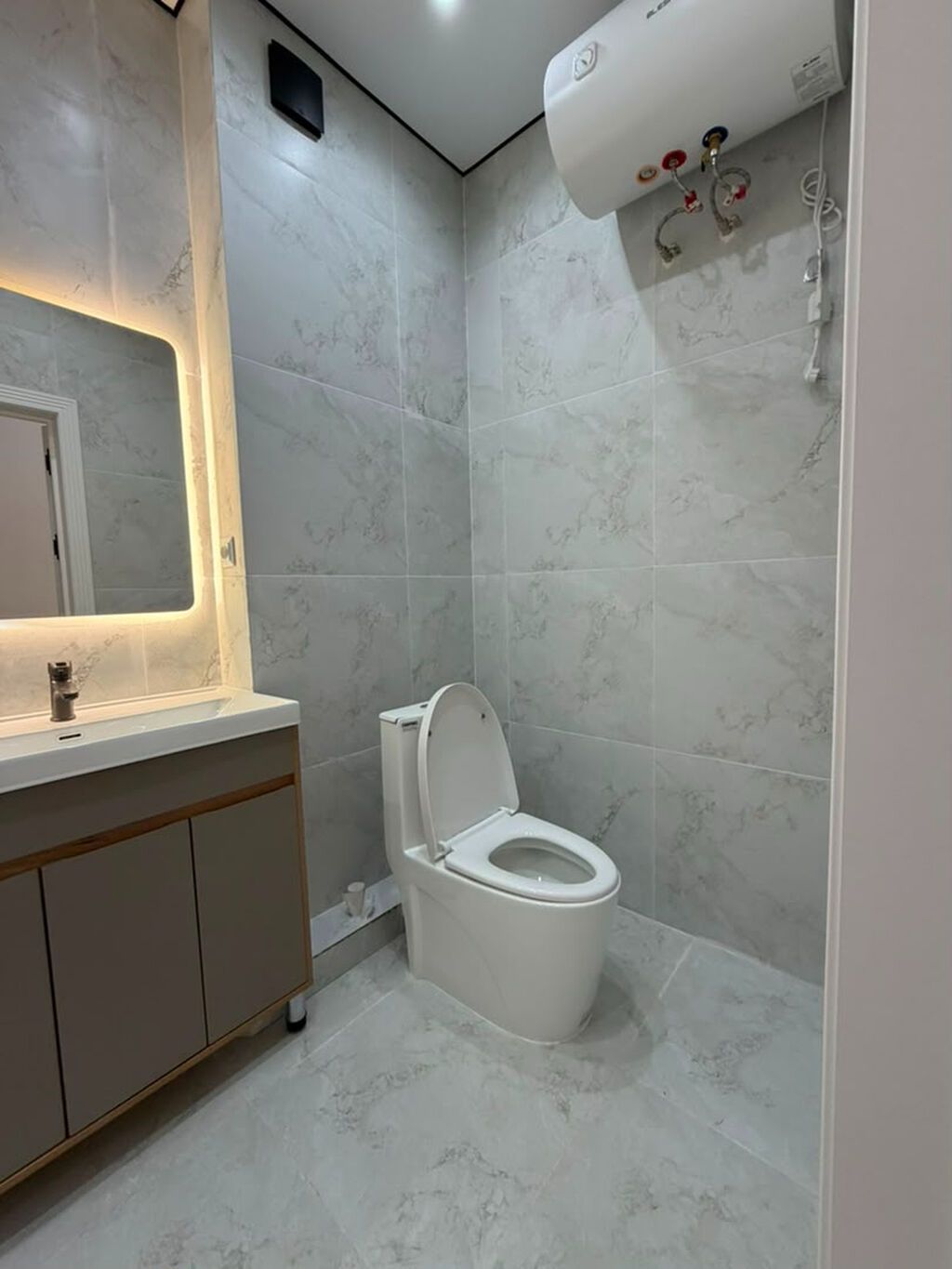 3 комнаты, 77 м², Пишпек Элитка, 9 этаж, Свежий ремонт: фото 4