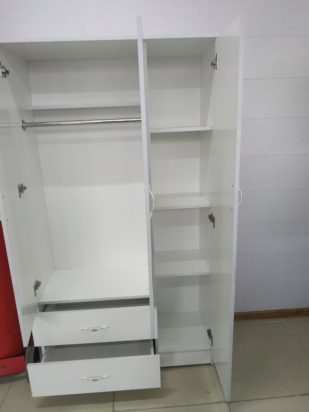 Акция ! Супер цена на Шкаф трехстворчатый Размеры Высота 180 см: фото 7