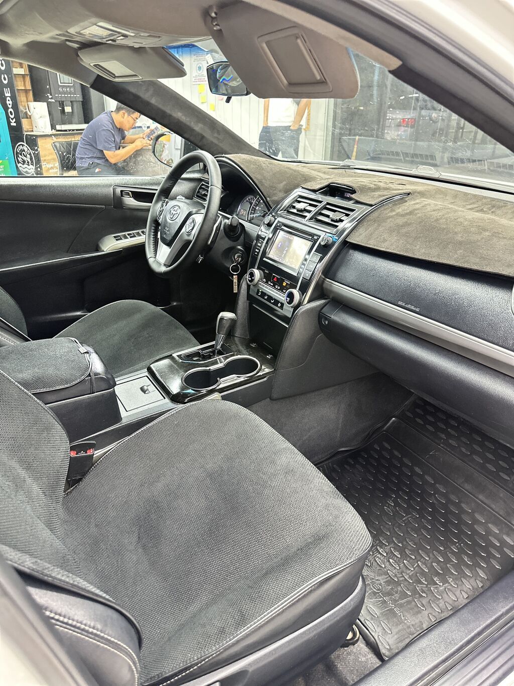 Toyota Camry: 2012 г., 2.5 л, Автомат, Бензин, Седан — фото 4