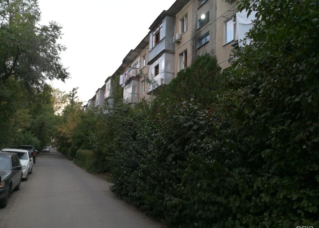 2 комнаты, 44 м², 11 мкр 104 серия, 2 этаж, Старый ремонт: фото 5