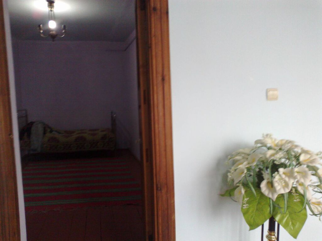 4 otaqlı, 71 kv. m, Təmirsiz