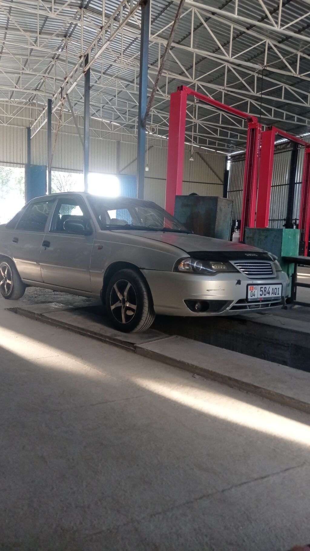 Daewoo Nexia: 2011 г., 1.5 л, Механика, Бензин, Седан: фото 3