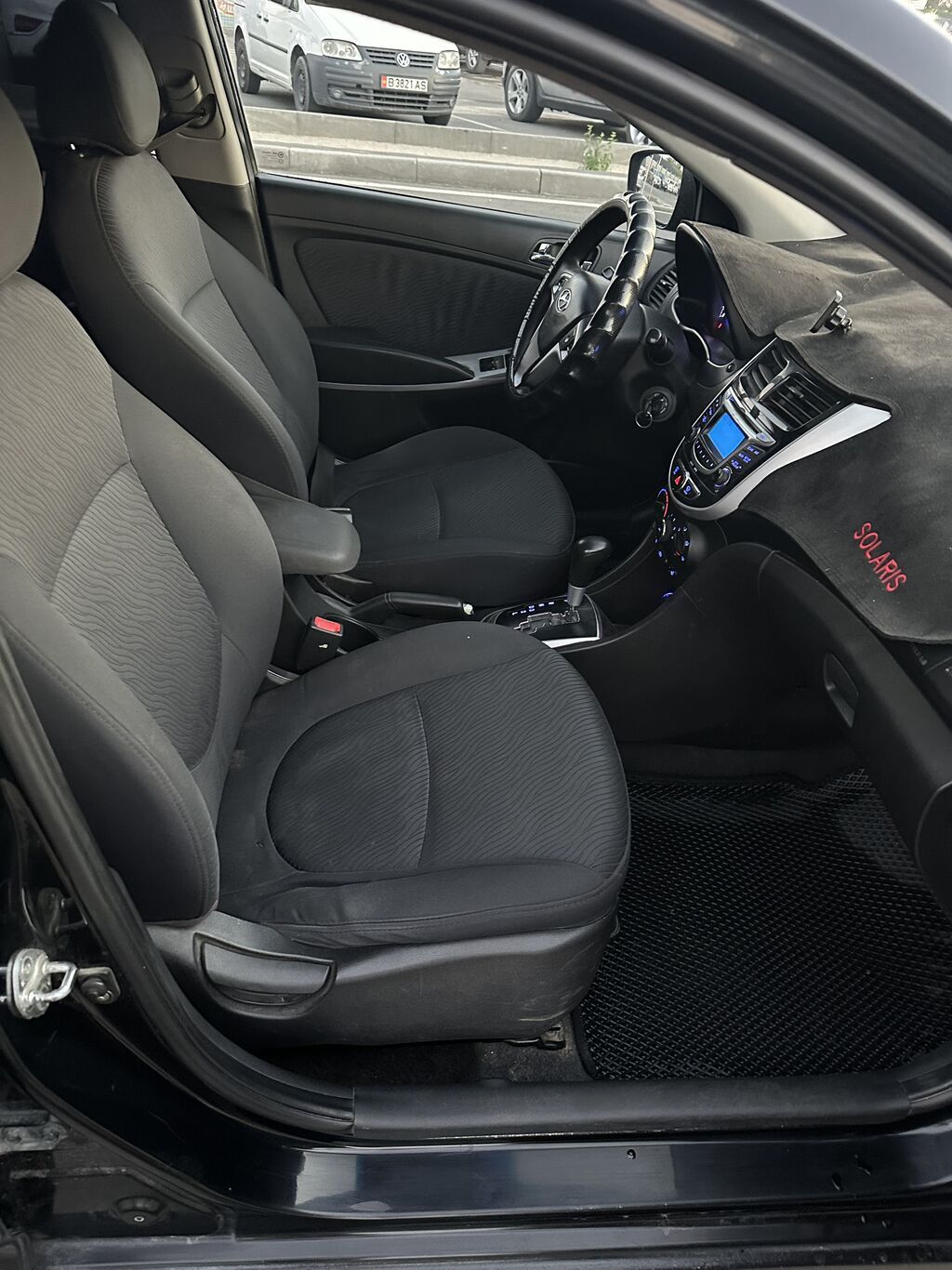 Hyundai Solaris: 2012 г., 1.6 л, Бензин, Седан: фото 6