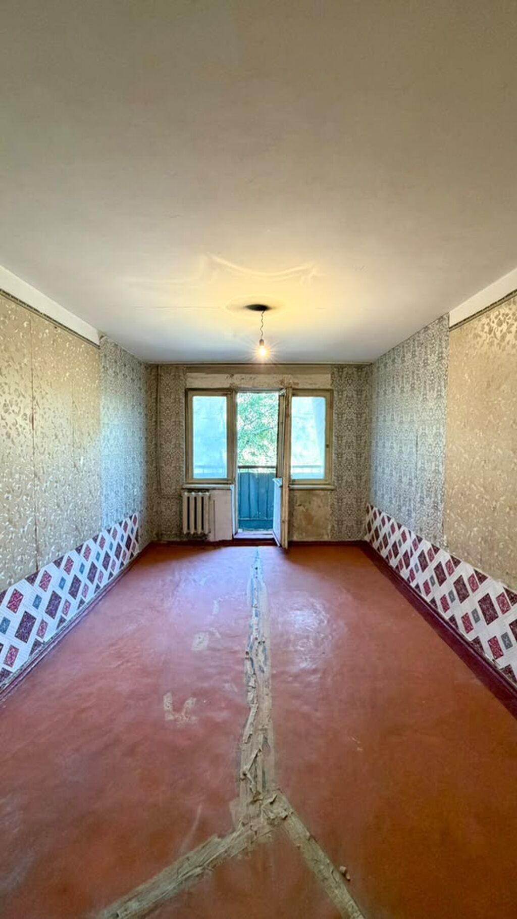 2 комнаты, 43 м², Манас-Ата мкр., 103 серия, 2 этаж, Требуется ремонт: фото 1