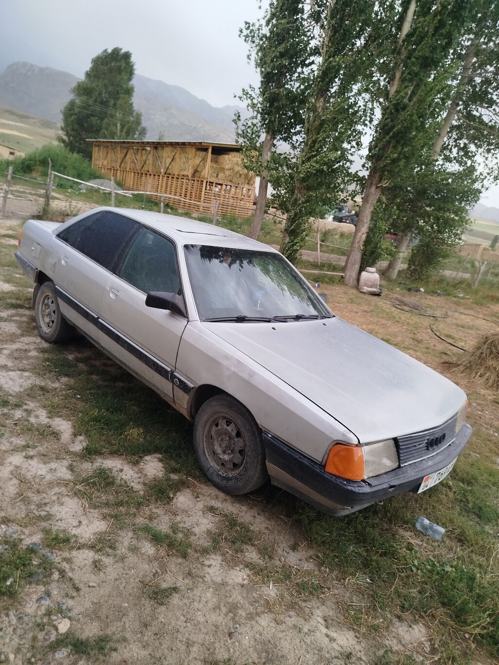 Audi 100: 1990 г., 2 л, Механика, Бензин: фото 3
