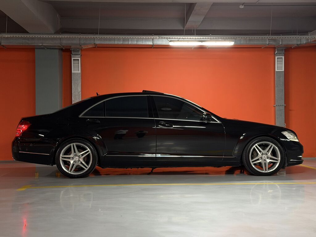 Mercedes-Benz S-Class: 2009 г., 5.5 л, Автомат, Бензин, Седан: фото 3