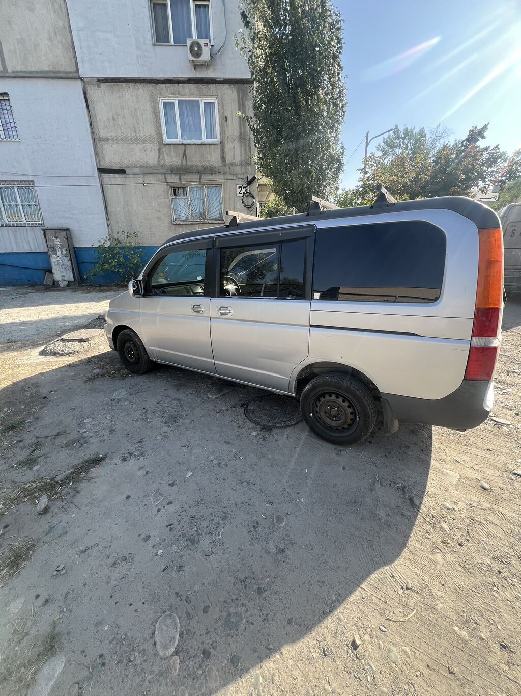 Honda Stepwgn: 2002 г., 2 л, Автомат, Газ, Универсал: фото 1