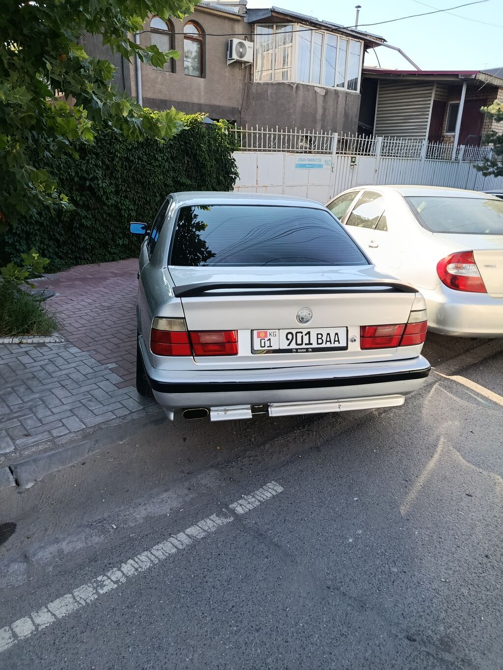 BMW 5 series: 1992 г., 2.5 л, Механика, Бензин, Седан: фото 3