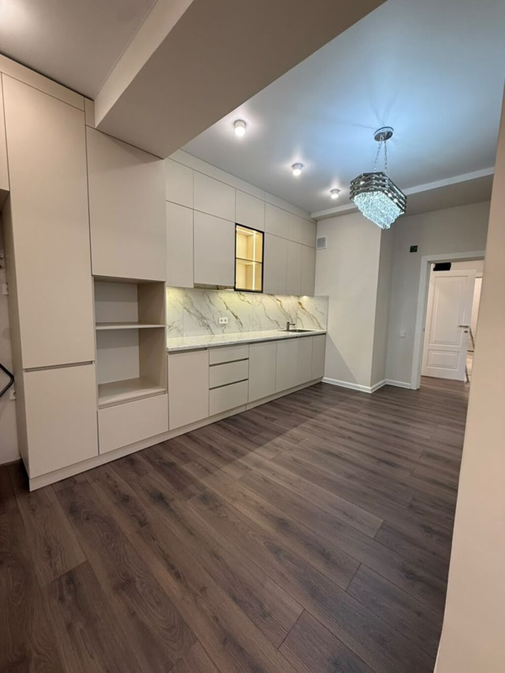 Продаётся 2-комнатная квартира, 72 м², ЖК «Эмель»: фото 8