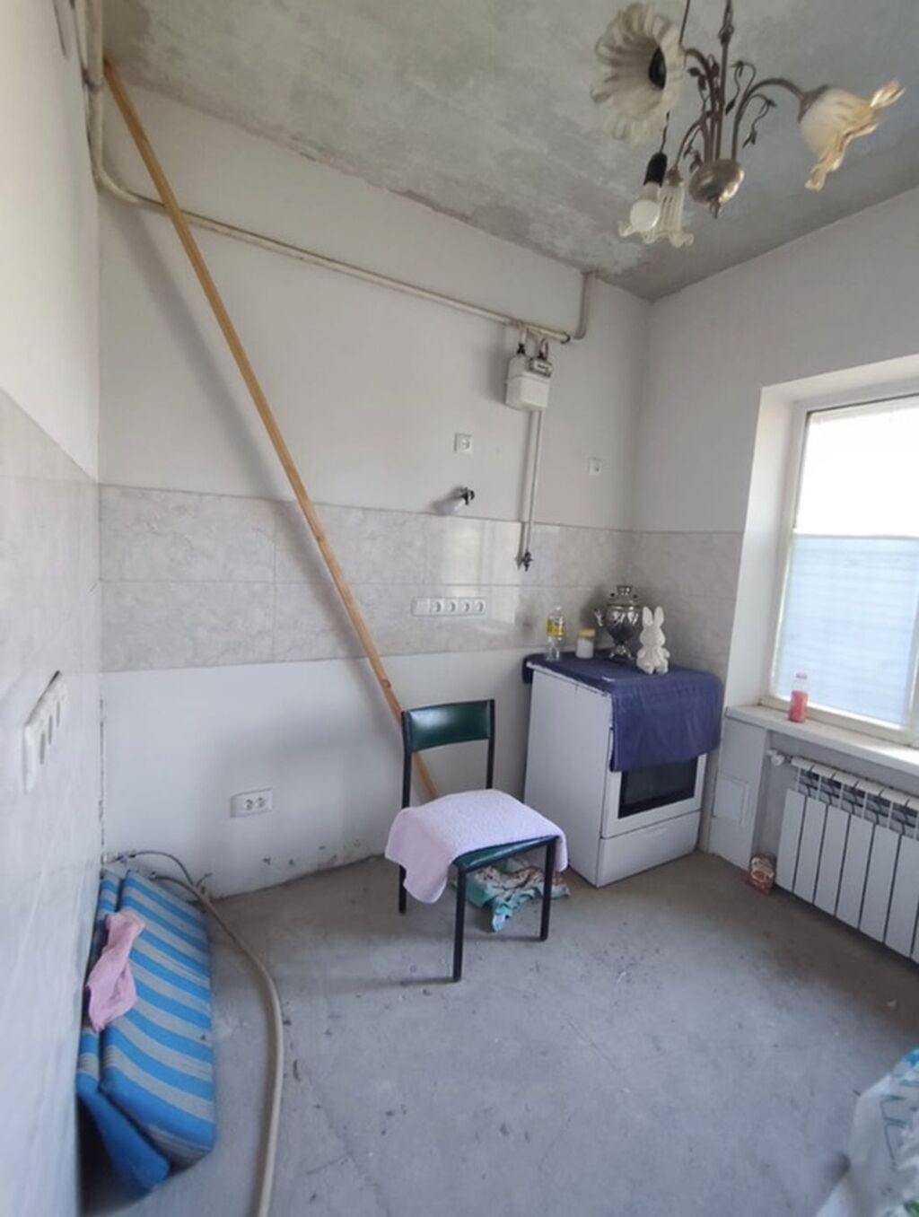 2 комнаты, 48 м², Пишпек 105 серия, 1 этаж, Свежий ремонт: фото 3