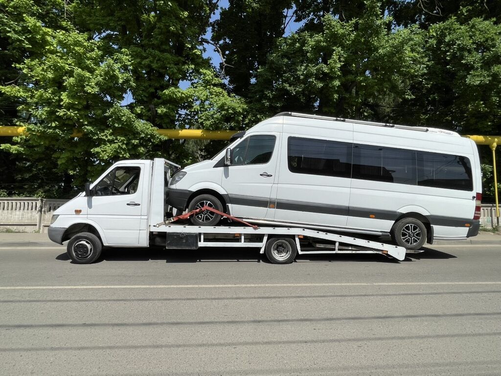 Эвакуатор, Mercedes-Benz, 2001 г., Ломаная: фото 2