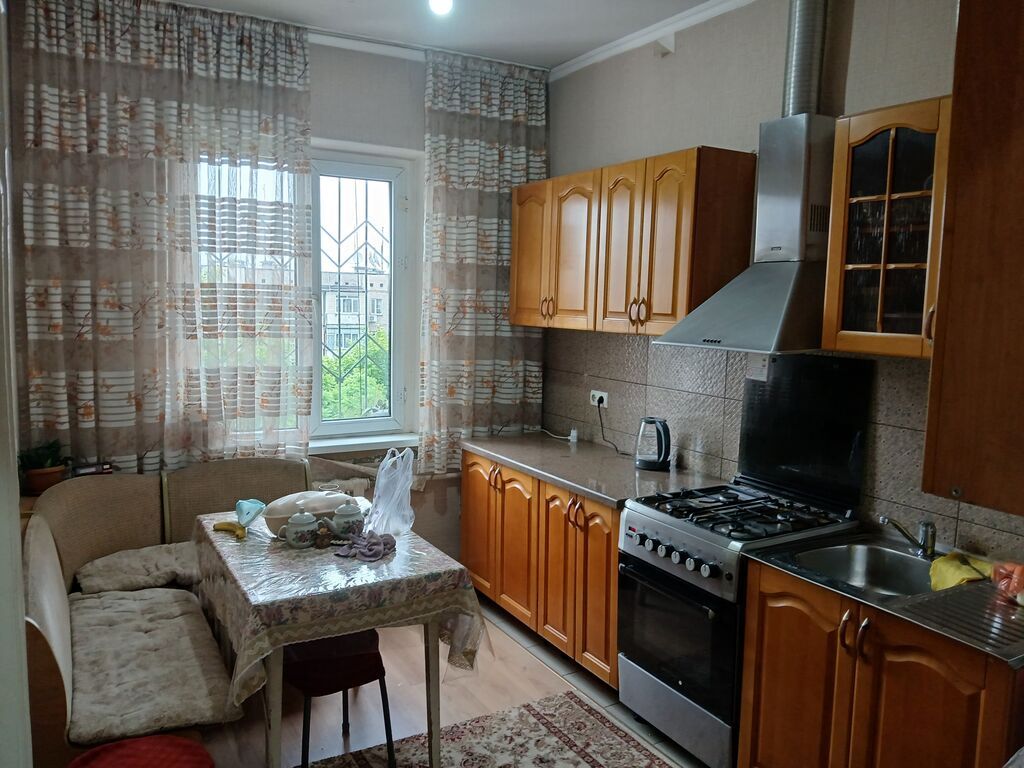3 комнаты, 67 м², 105 серия, 5 этаж, Косметический ремонт: фото 3