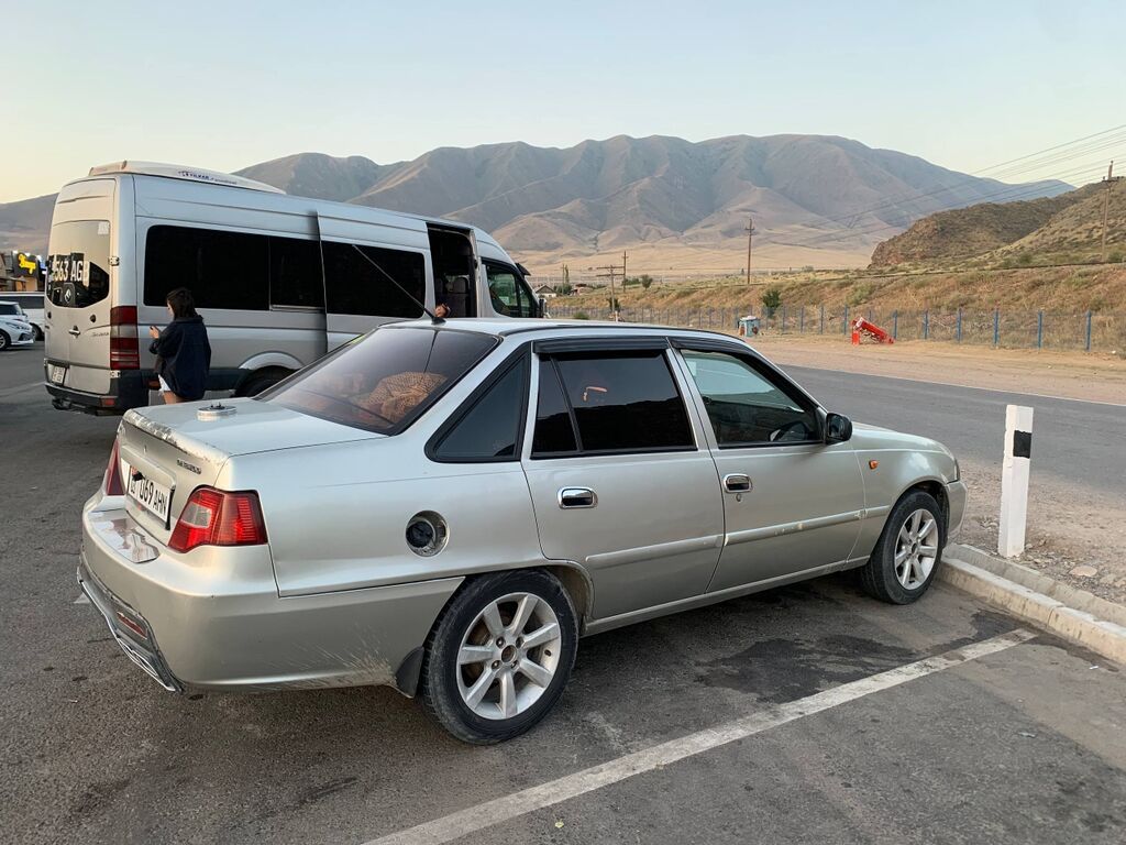 Daewoo Nexia: 2008 г., 1.5 л, Механика, Газ, Седан: фото 1