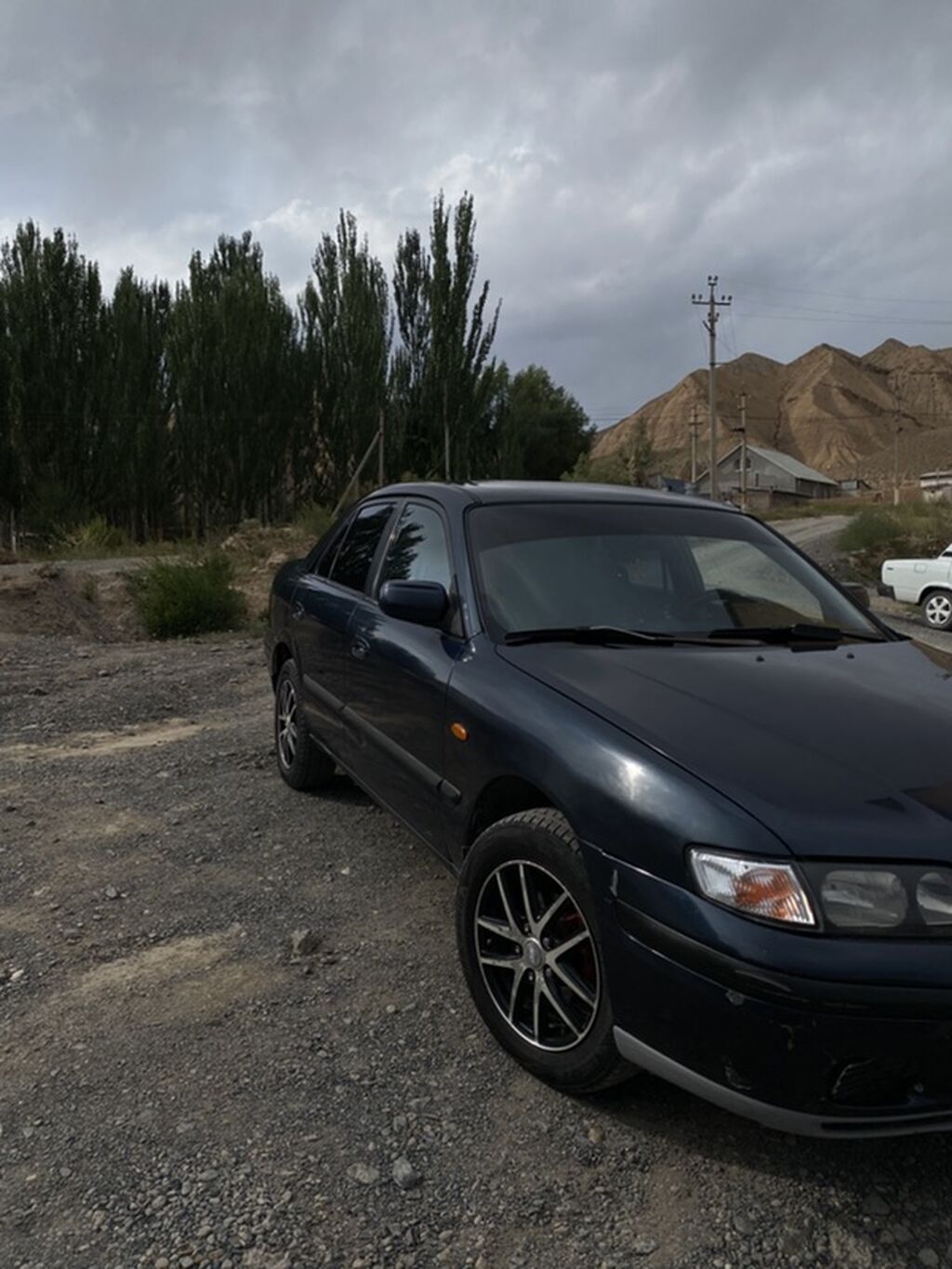 Mazda 626: 1998 г., Механика, Седан: фото 5