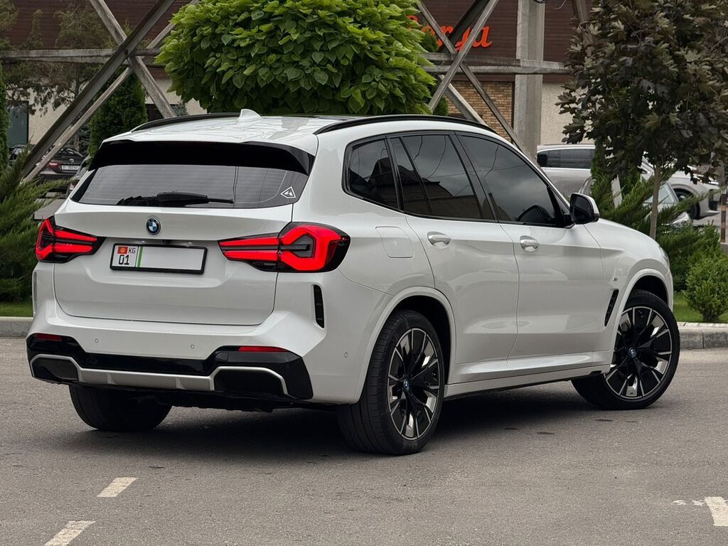 BMW iX3: 2022 г., Автомат, Электромобиль, Кроссовер: фото 2