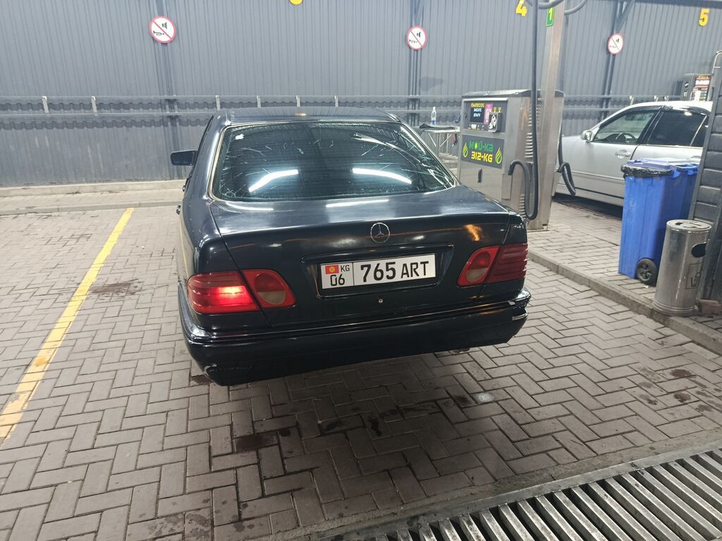 Mercedes-Benz E-Class: 1998 г., Седан: фото 5