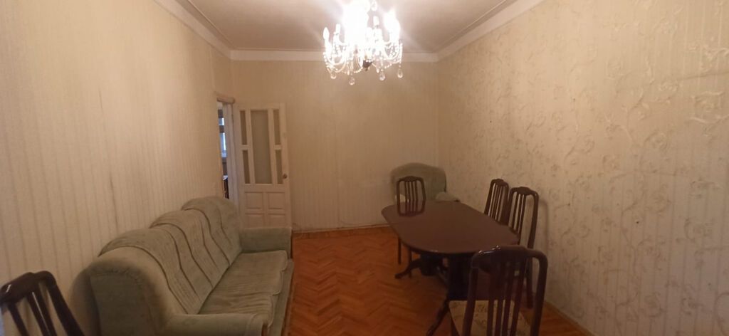 Bakı, 3 otaqlı, Köhnə tikili, 61 kv. m