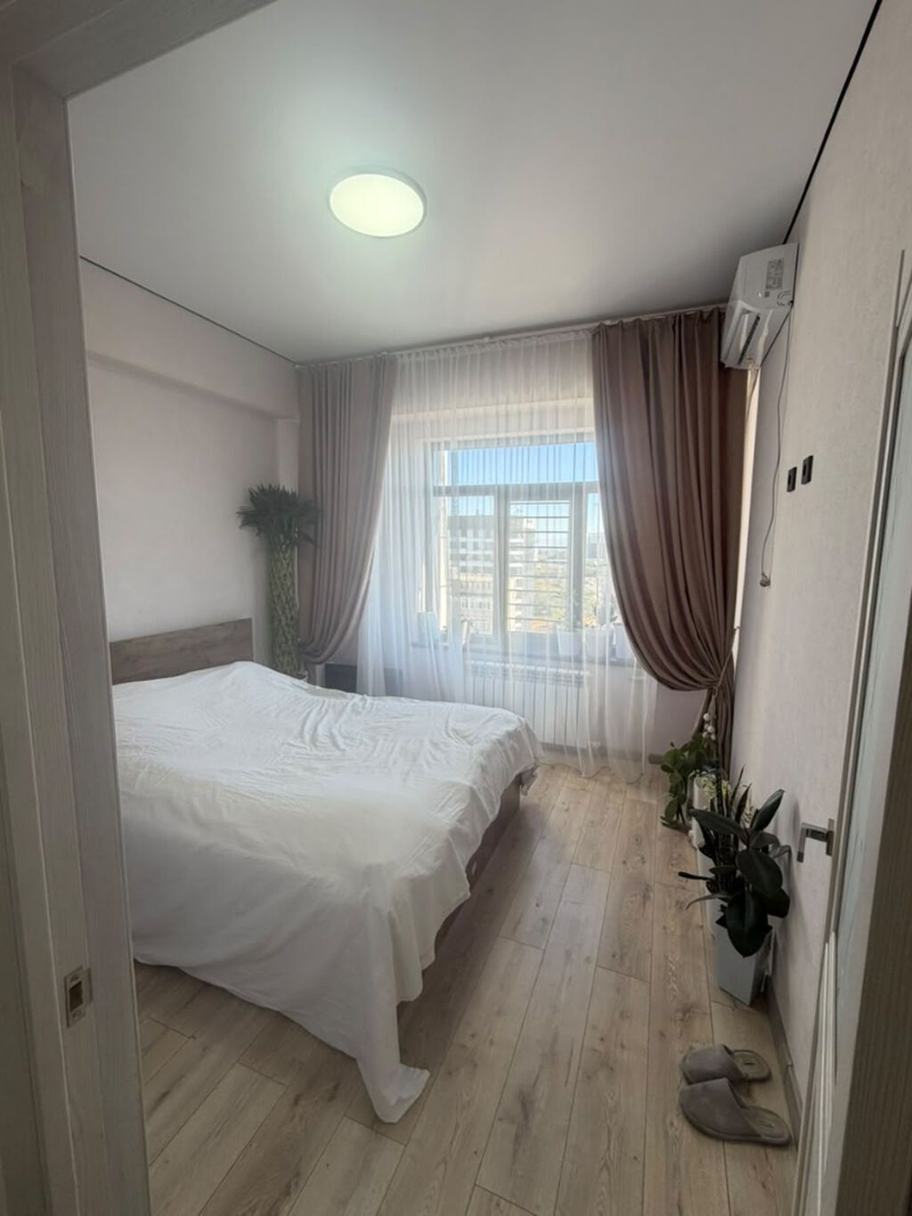 3 комнаты, 56 м², 12 мкр Элитка, 11 этаж, Евроремонт: фото 2