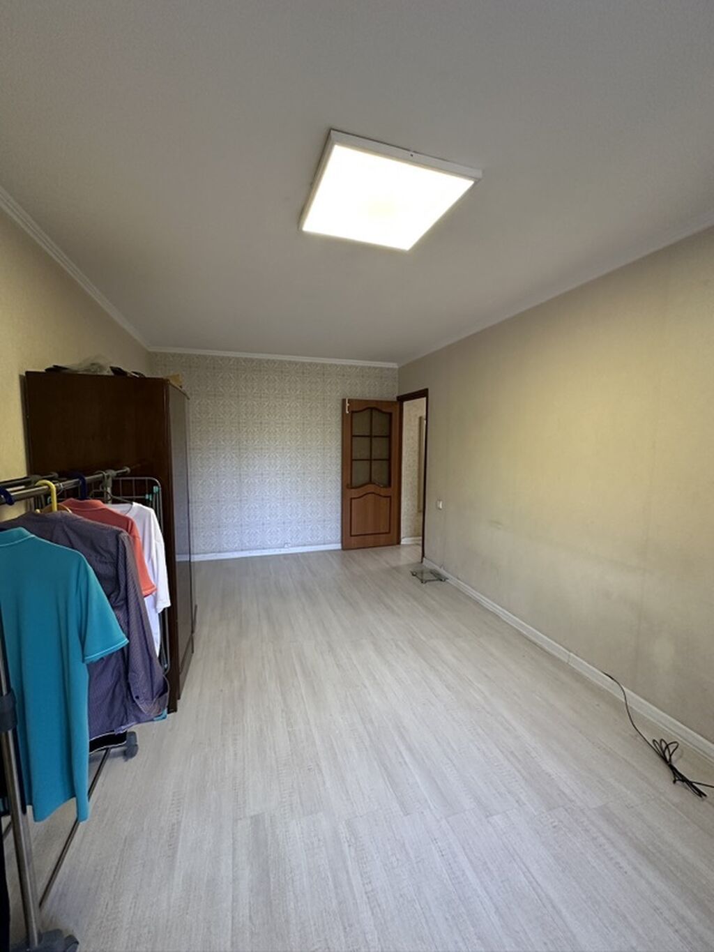 3 комнаты, 59 м², 104 серия, 1 этаж, Косметический ремонт: фото 2