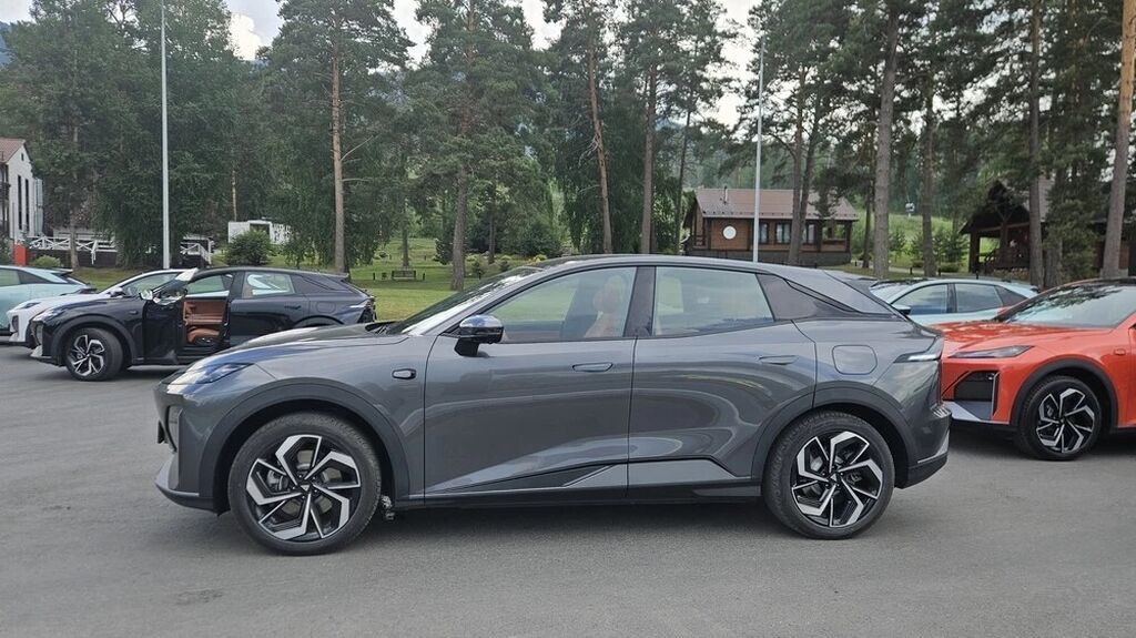 Changan : 2026 г., Автомат, Электромобиль, Кроссовер: фото 3