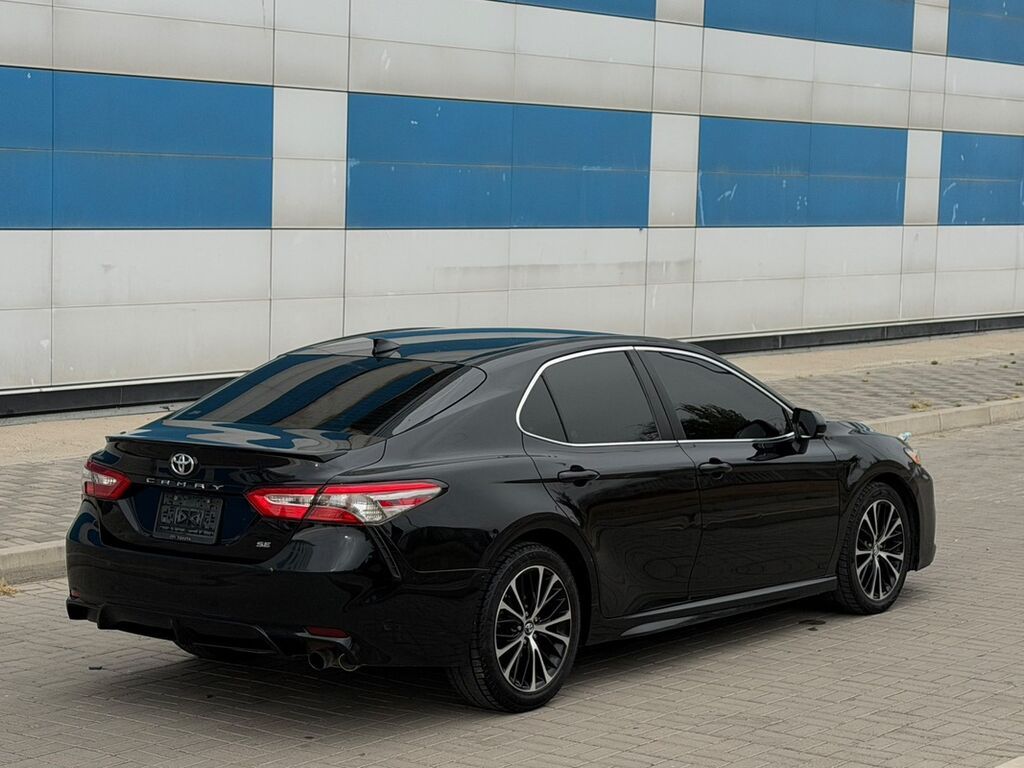 Toyota Camry: 2019 г., Автомат, Бензин, Седан: фото 3