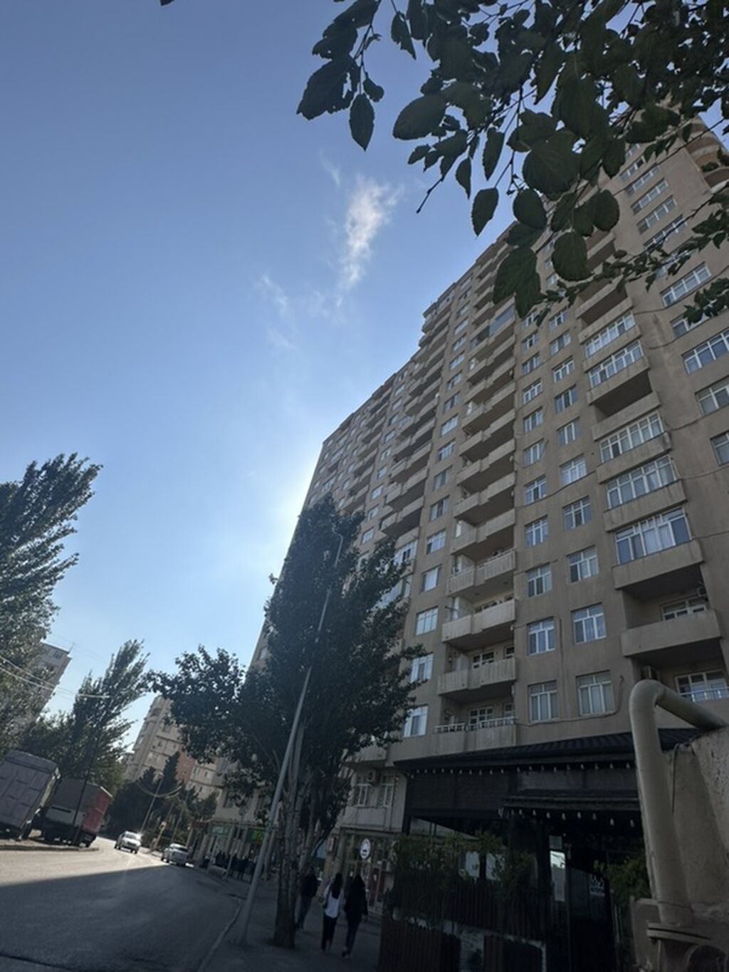 4 otaqlı, Yeni tikili, 142 kv. m