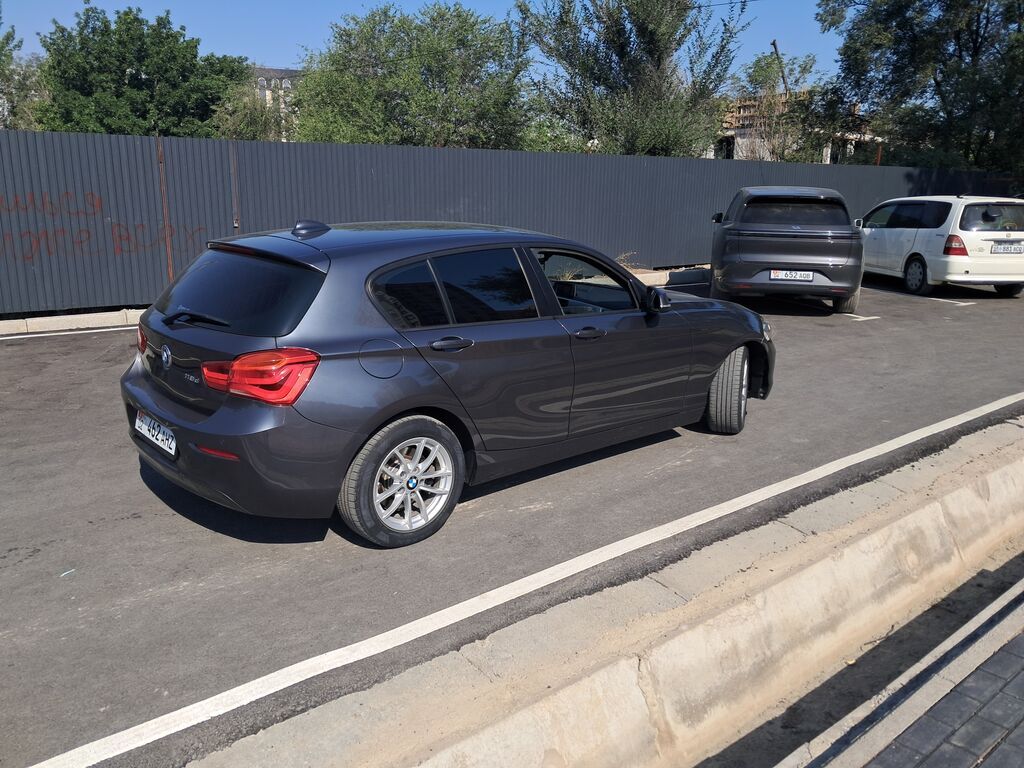 BMW 1 series: 2018 г., 2 л, Автомат, Дизель, Хэтчбэк: фото 6