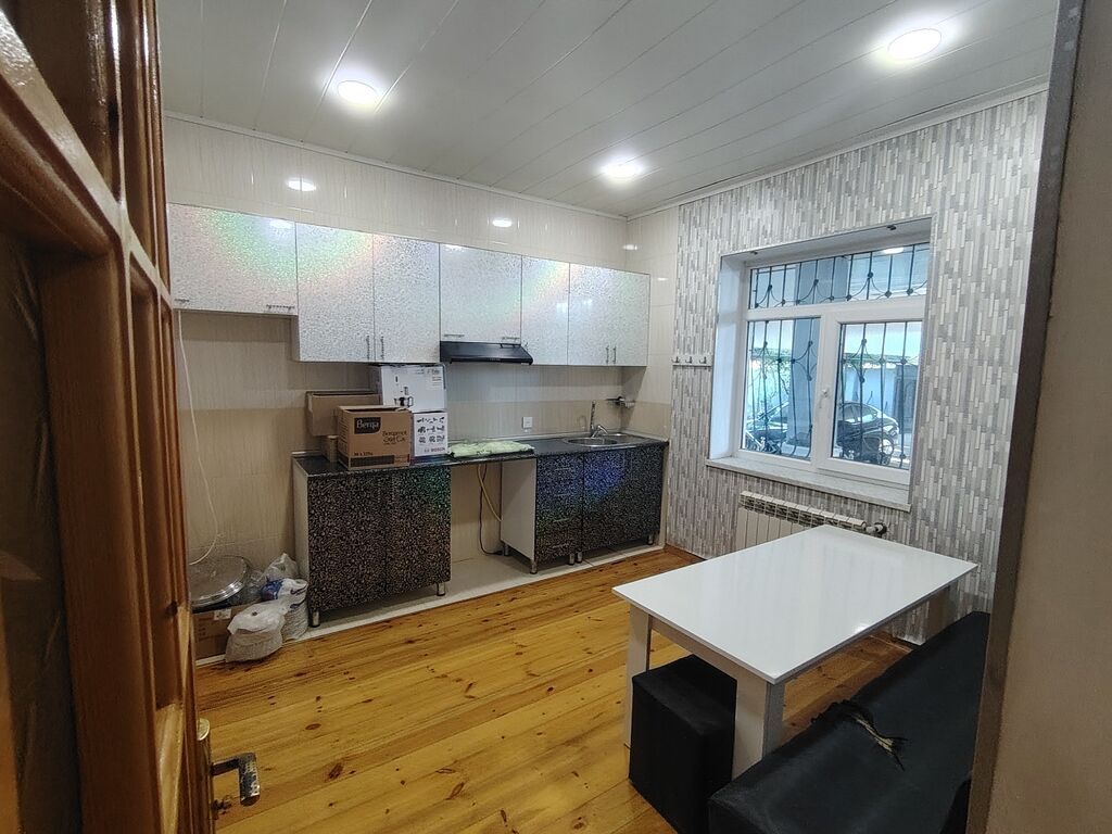 6 otaqlı, 220 kv. m, Kredit yoxdur