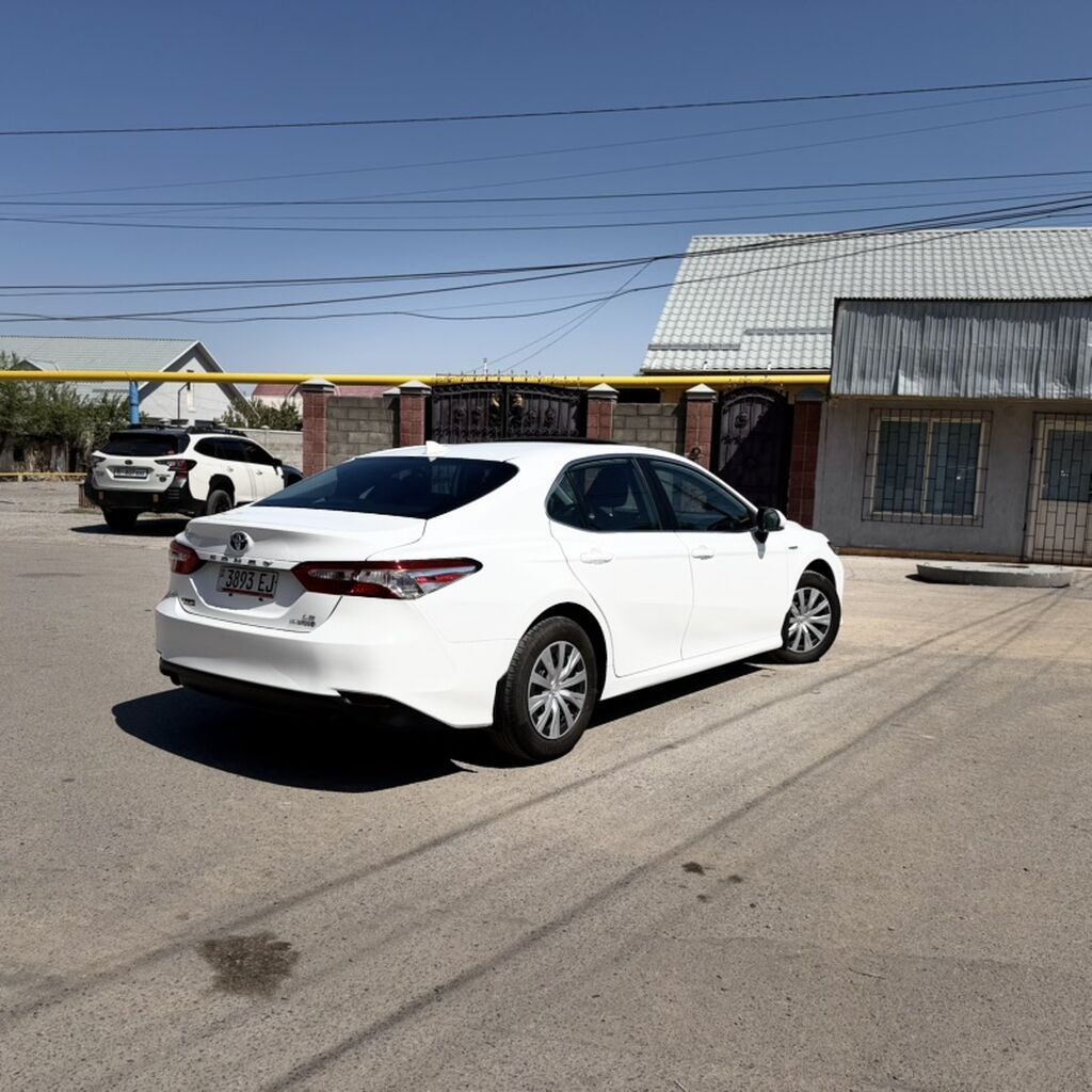 Toyota Camry: 2020 г., 2.5 л, Автомат, Бензин, Седан: фото 7