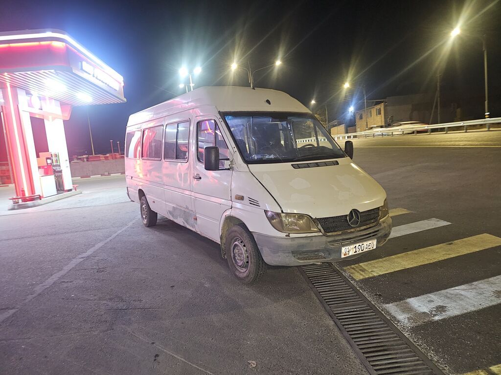 Mercedes-Benz Спринтер: 2002 г., 3 л, Механика, Дизель, Фургон: фото 2