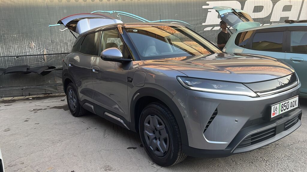 BYD Yuan Up: 2025 г., Электромобиль, Кроссовер: фото 2