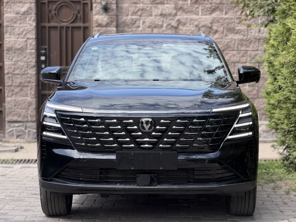 Changan CS75 Plus: 2026 г., 1.5 л, Автомат, Бензин, Кроссовер: фото 2