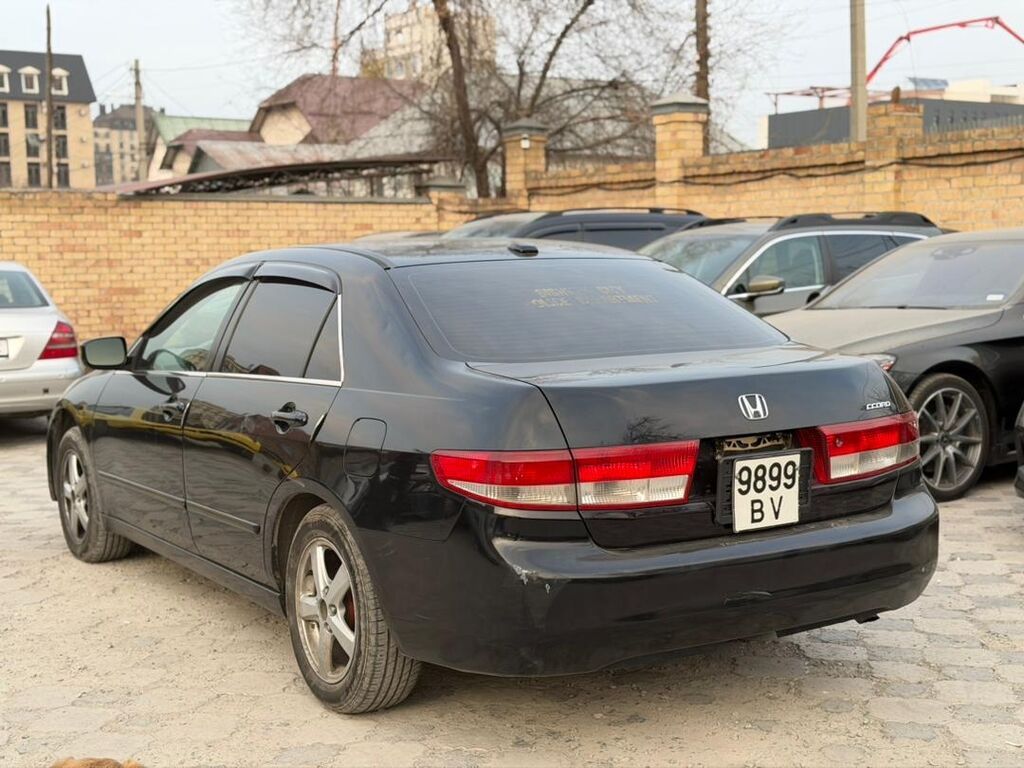 Honda Accord: 2004 г., 2.4 л, Автомат, Бензин, Седан: фото 3