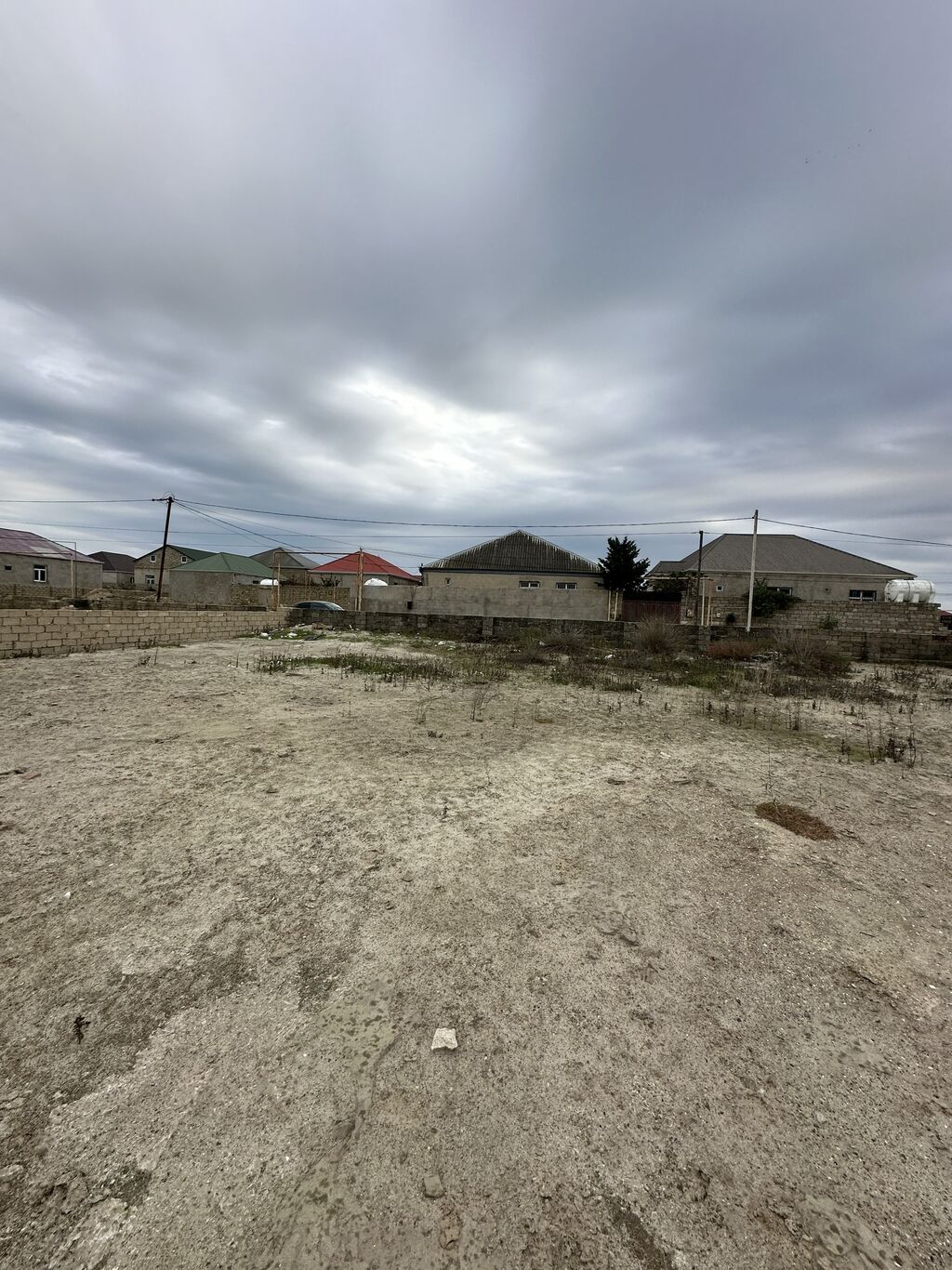 Torpaq satılır, Xəzər, Bakı