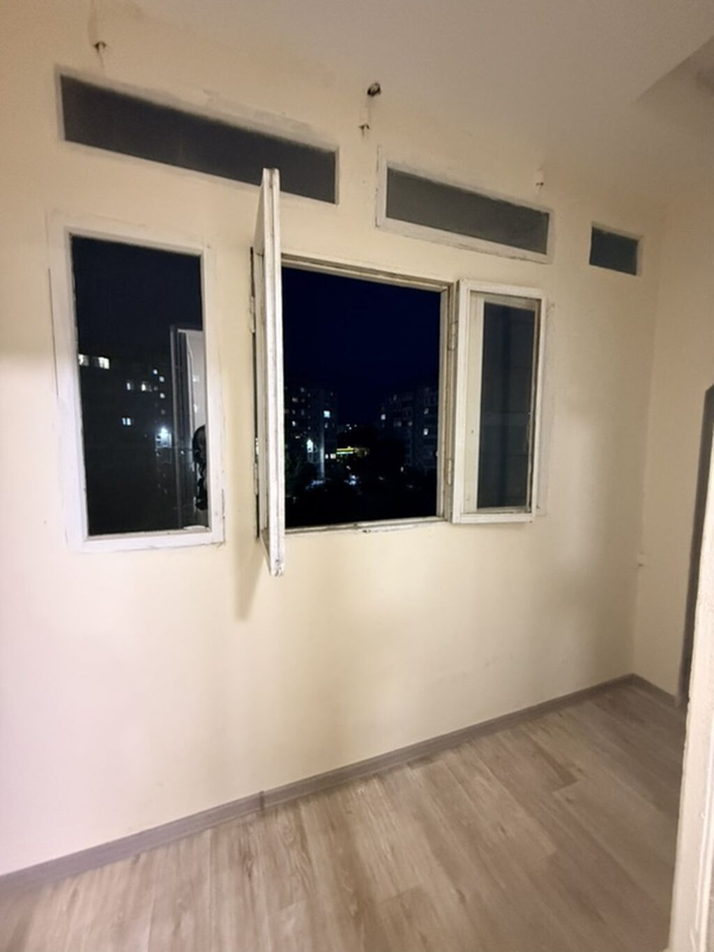 1 комната, 35 м², 12 мкр 106 серия, 6 этаж, Старый ремонт: фото 3