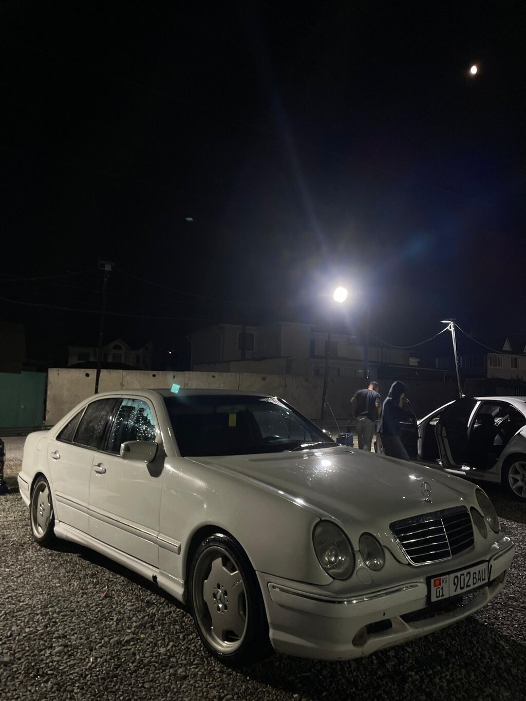 Mercedes-Benz E-Class: 1996 г., 5.5 л, Автомат, Бензин, Седан — фото 2