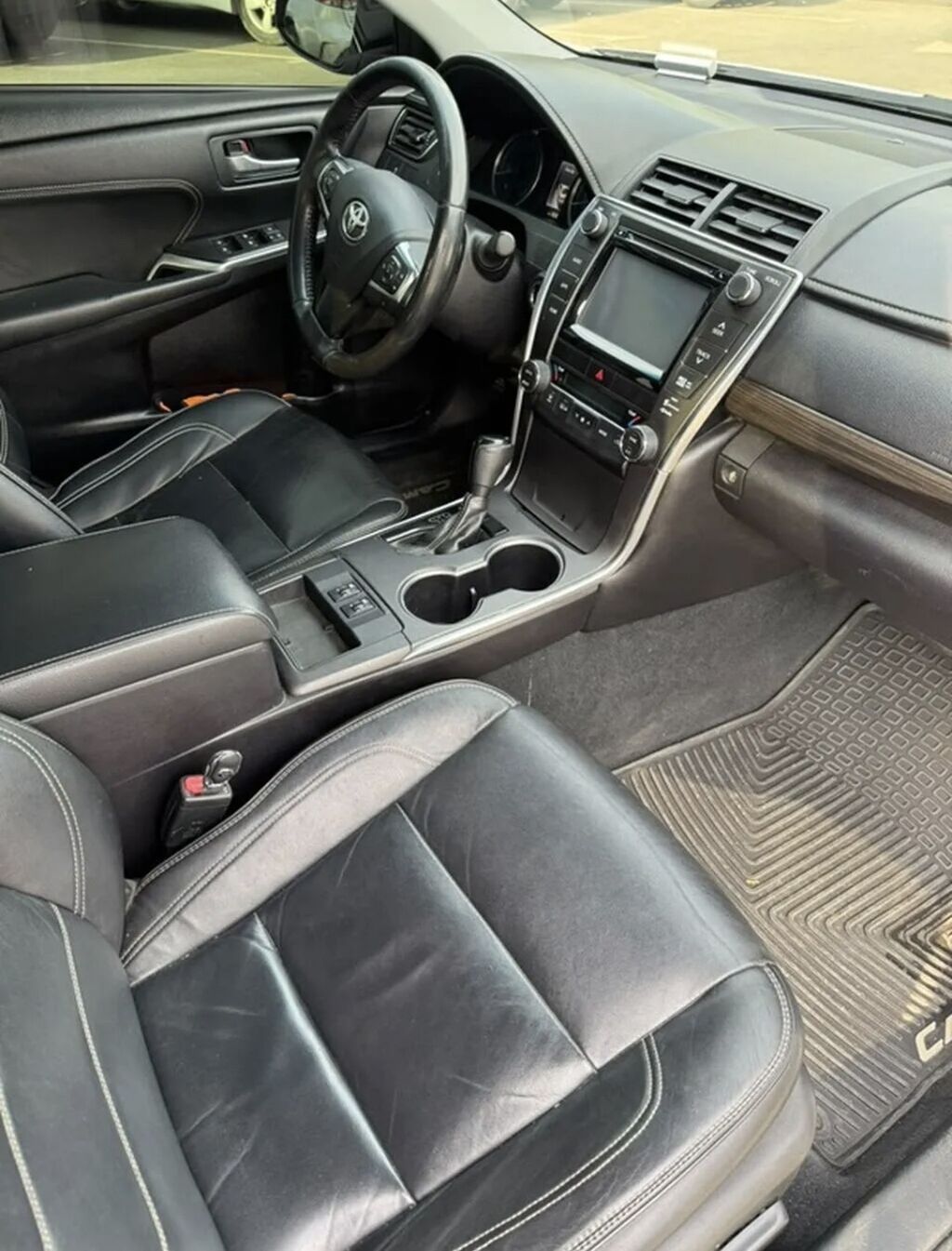 Toyota Camry: 2015 г., 2.5 л, Автомат, Бензин: фото 4