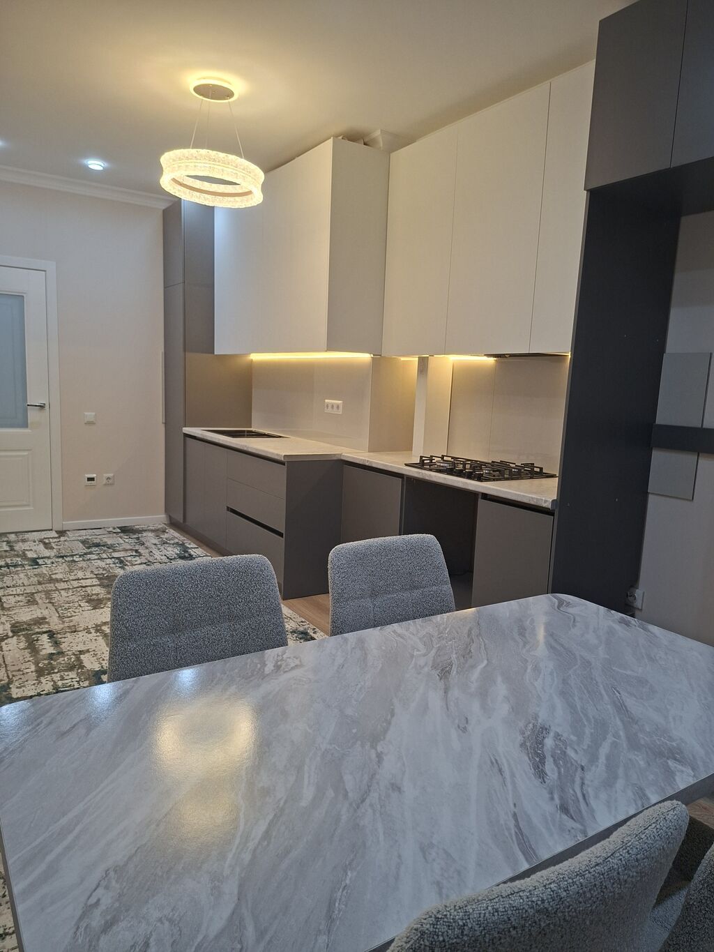 1 комната, 42 м², Асанбай мкр Элитка, 2 этаж, Евроремонт: фото 3