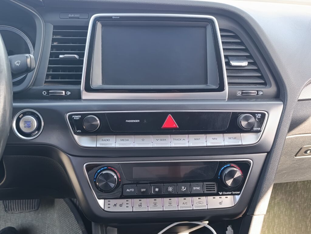 Hyundai Sonata: 2019 г., 2 л, Автомат, Газ, Седан: фото 7