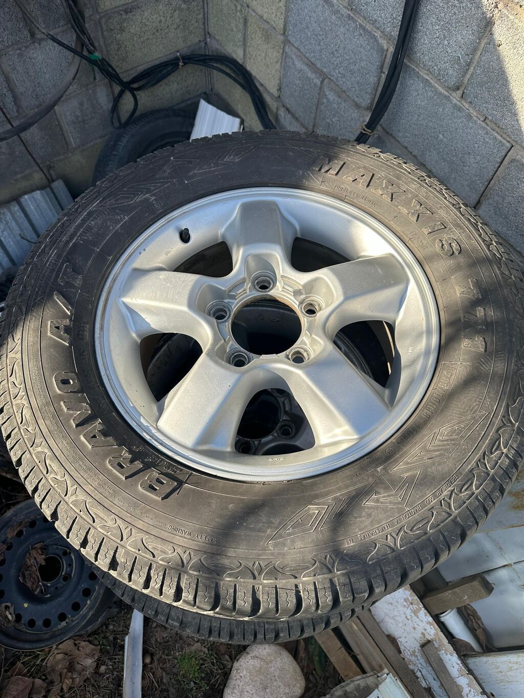 Продаю комплект дисков от крузака с: 1200 USD Колеса в сборе | Бишкек ...