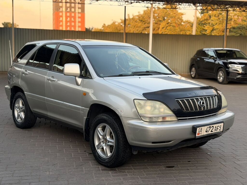 Lexus RX: 2002 г., 3 л, Автомат, Бензин, Кроссовер: фото 2