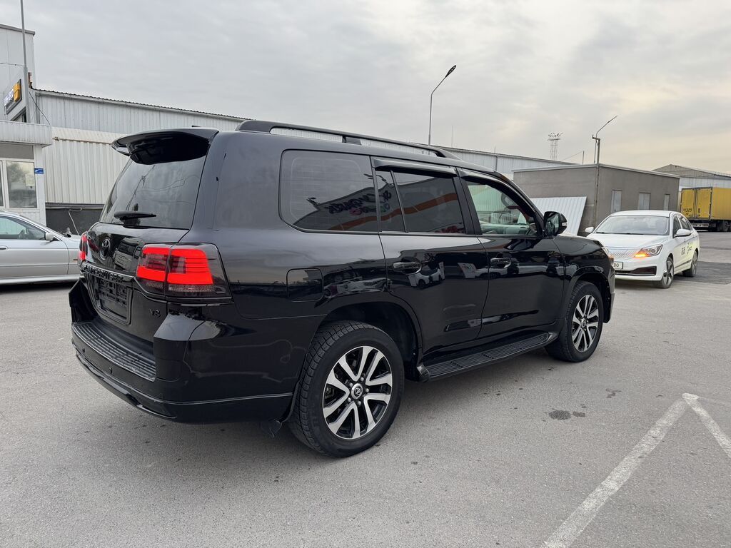 Toyota Land Cruiser: 2008 г., 4.7 л, Автомат, Газ, Внедорожник: фото 3