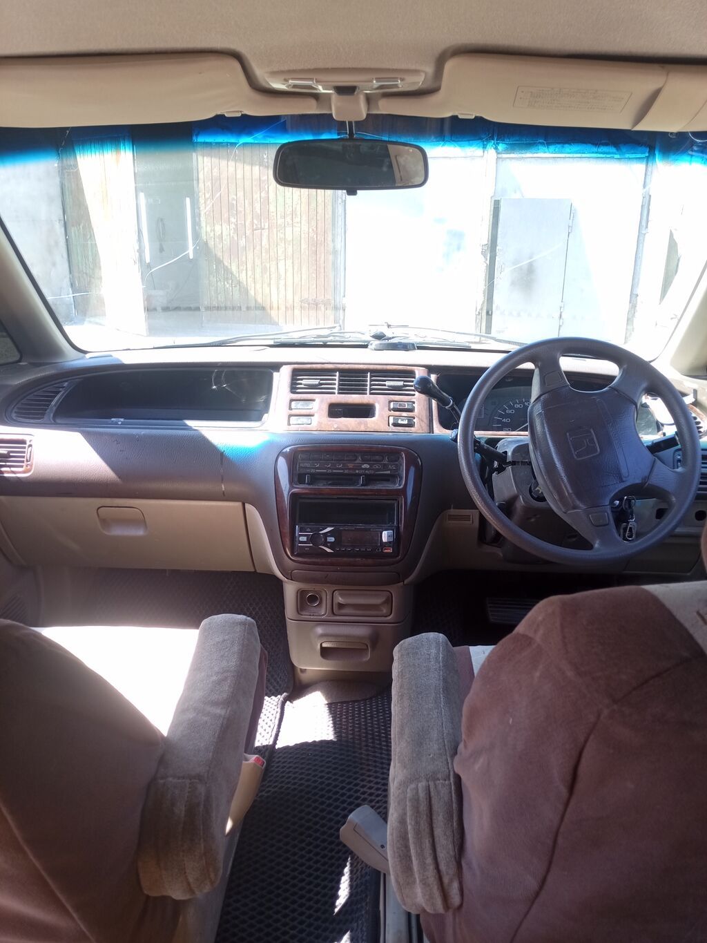 Honda Odyssey: 1997 г., Автомат, Бензин, Минивэн: фото 2