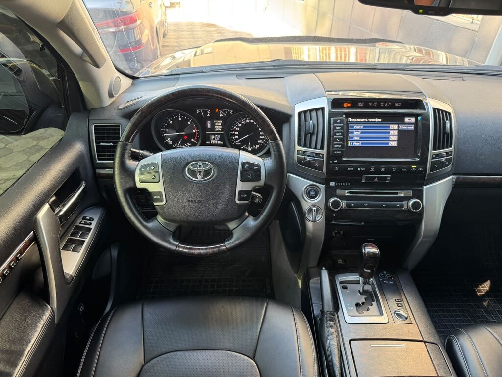 Toyota Land Cruiser: 2013 г., 4.5 л, Автомат, Дизель, Внедорожник: фото 7