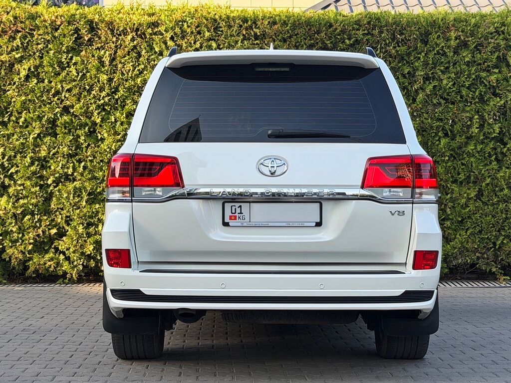 Toyota Land Cruiser: 2020 г., 4.6 л, Автомат, Бензин, Внедорожник: фото 5