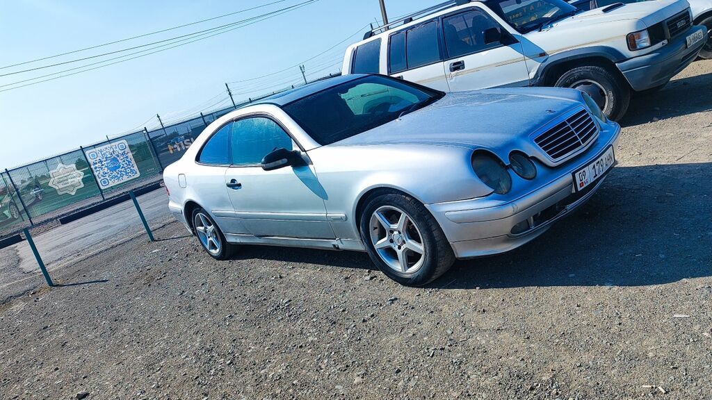 Mercedes-Benz CLK-Class: 2000 г., 2 л, Автомат, Бензин, Купе: фото 6