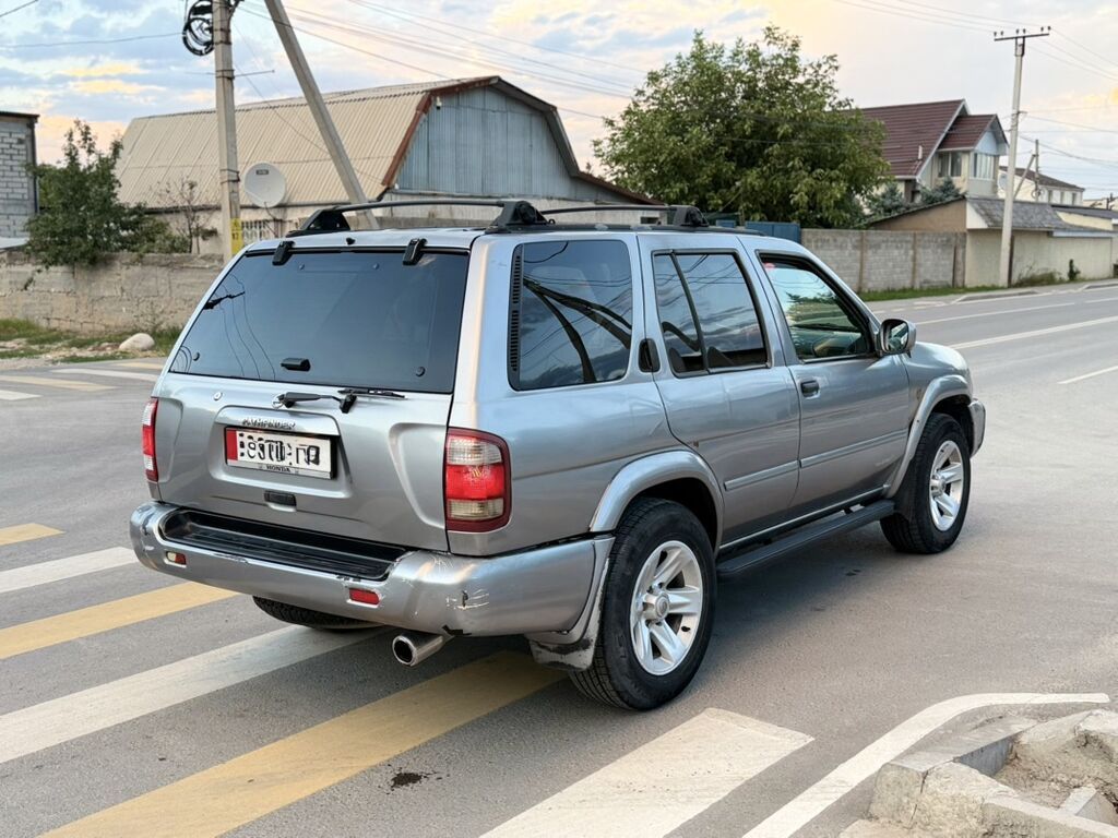 Nissan Pathfinder: 2002 г., 3.5 л, Автомат, Бензин, Внедорожник: фото 3
